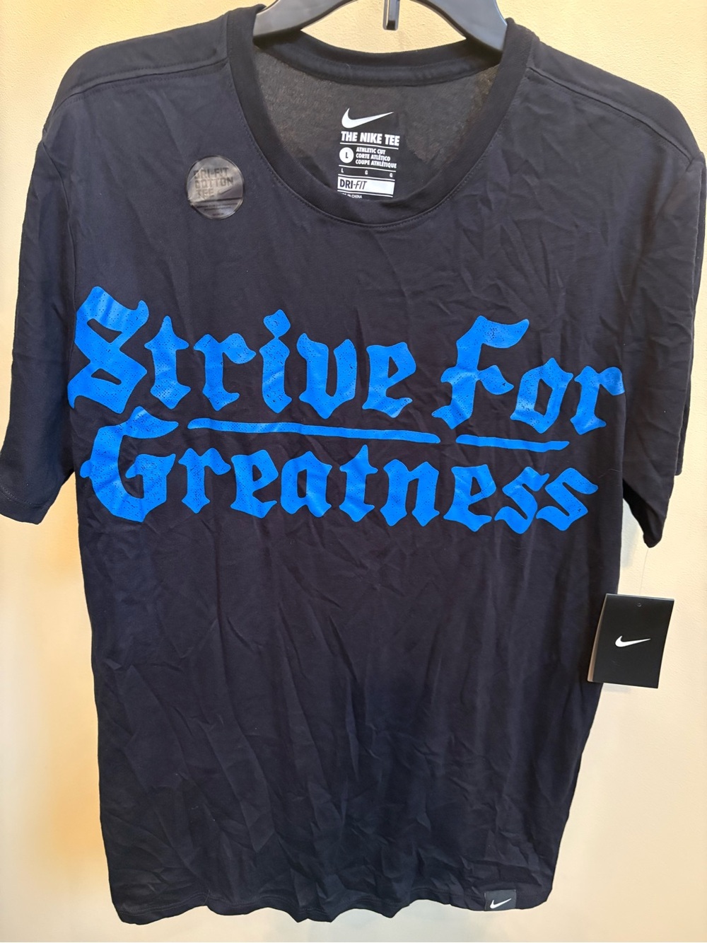 NWT Nike T shirt
